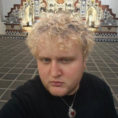 tipherant's profile picture. Psicolingüista. No adoro a dioses paganos, son arquetipos como Charizard o Rosa Luxemburgo. Alquimizando la tradición en el Aufhebung. Kristau eta sozialista.