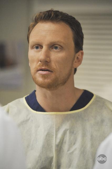 I am a trauma surgeon back from Iraq working at Seattle Grace Hospital