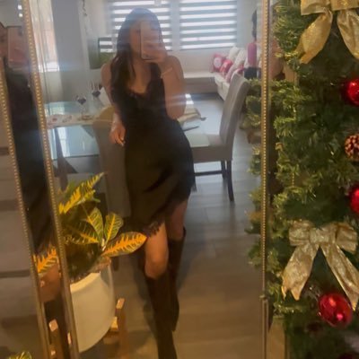 Inmesurable_'s profile picture. Nacida para adorar. 🙌🏻 🎻🎤 | Escogida| Amada| Transformada| Phil4•13| Music| 70 veces 7| Poems| Selah| Maranata| Unashamed of my faith in Jesus.