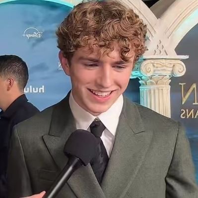 cellaoswaldd's profile picture. percy jackson brainrot • ela/dela/a