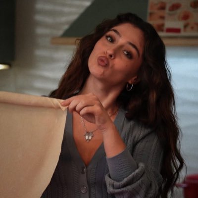 Thea5piq's profile picture. 