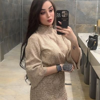 vxpnqhw762's profile picture. 