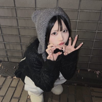 __momoco__'s profile picture. 福岡県出身🍜猫顔ˆ. ̫.ˆ