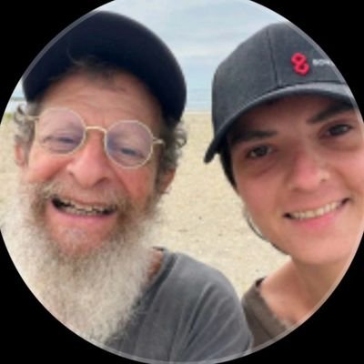 eliweber124's profile picture. 