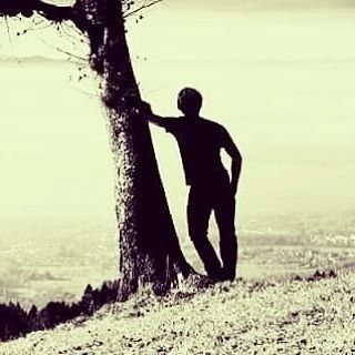 alone_babu_'s profile picture. হয়তো একদিন চলে যাব না ফেরার দেশে সবাইকে ছেড়ে.!কিন্তু এই ব্যর্থ জীবনে বড় একটা কষ্ট রয়ে গেল.
কিছুই করতে পারলাম না জীবনে। না পাইলাম ইহুকাল.? আর না পাব পরকাল.?