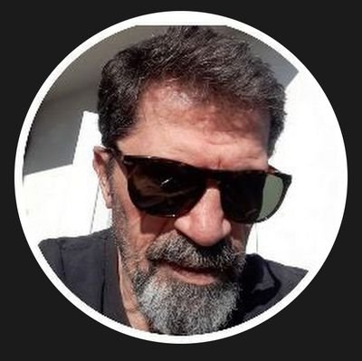 thebigotbender's profile picture. Ben, Yobazların,Hırsızların,Vurguncuların
ve Çıkarcıların düşmanıyım.