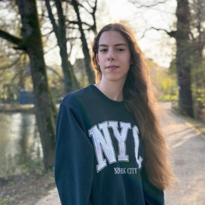 louisagareiss's profile picture. 