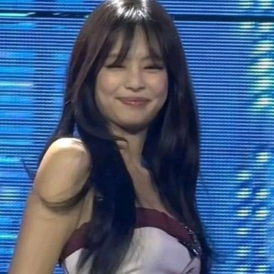 jenruby24's profile picture. 