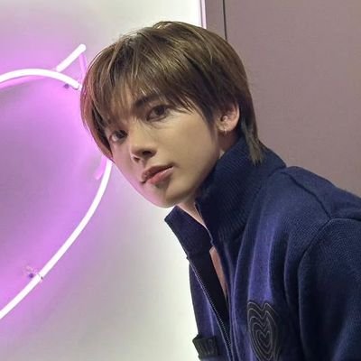 darthanngel's profile picture. ೀ 𝐵𝑇𝑆 𝑛 𝑇𝑋𝑇 ♥︎ + 𝑑𝑜𝑟𝑎𝑚𝑎𝑠 + 𝑅𝑒𝑠𝑖𝑑𝑒𝑛𝑡 𝐸𝑣𝑖𝑙 ⋆·
❀: ̗̀➛ 𝐹𝑖𝑐 𝑤𝑟𝑖𝑡𝑒𝑟📌
⋆.ೃ࿔*:･𝒮𝑜𝑟𝑟𝑦, 𝐼'𝑚 𝑎𝑛 𝑎𝑛𝑡𝑖-𝑟𝑜𝑚𝑎𝑛𝑡𝑖𝑐...¡!❞