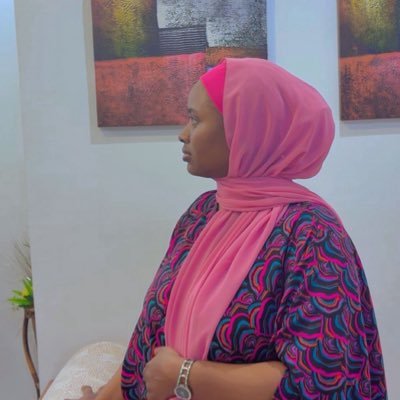 aminah_uu's profile picture. Wife.Mum.Pharmacist.Potterhead. 30/08/2010.21/09/2017.17/12/2022 🖤.          Que sera,sera