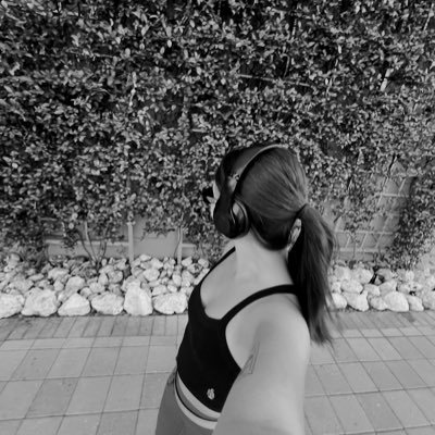 0xkhus's profile picture. chief chilling officer @x