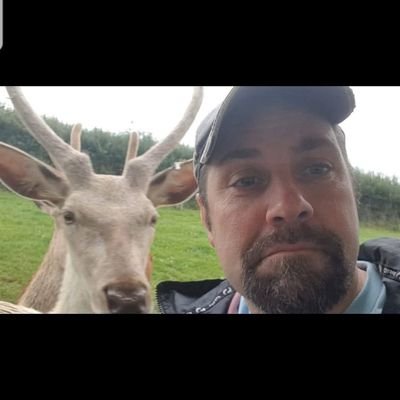 Damian_Quinn666's profile picture. Lover of the finer things in life. Can find beauty in everything. It's all from the seething cauldron of the mind. An occasional artist.