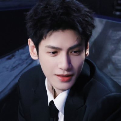 leoluoyii's profile picture. 🐰