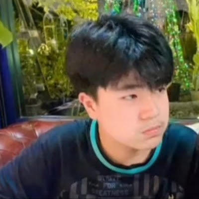 supakix_v's profile picture. 