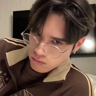 jinjindiaries's profile picture. live, laugh, love @jchang63 #제이창