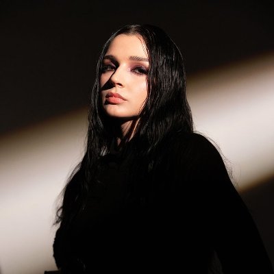 snorlaxlp's profile picture. fan account