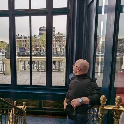 CHiaasen32370's profile picture. I am , a Professional Journalist and author write ✍️