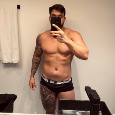 FitAyron's profile picture. Welcome to the intimacy of a Brazilian boy 🇧🇷🔞 https://t.co/uUMriFqzBm 🔞
