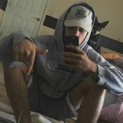 iLuvNoThottie's profile picture. Long Live Sosa Forever 🕊️🖤