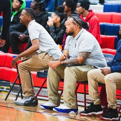 PhilthyRich__'s profile picture. Denbigh High School Varsity Boys 🏀