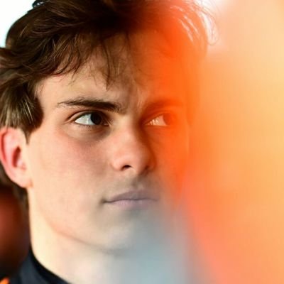 fagpiastri's profile picture. 17 he/they ✰ sport (and yaoi) enjoyer ✰ @smithscelebrini on hockeytwt