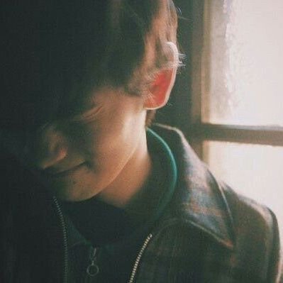 ichiinichandesu's profile picture. ち~♡ ⋆˚✿˖° || UGMの学生🎓 || backnumber が好き🎵|| 趣味は絵を書くことと写真を撮ることです🎨 📸 || 振り向くな、後ろには夢がない 🌼 || Don't Despair of The Mercy of Allah ✨