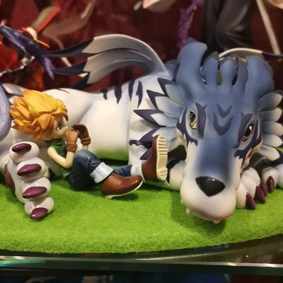 MaxPaw18's profile picture. 🇩🇪 🌈/ 29 old / Male / introvert / Geek / Gay 🔞!!! / Gamer / like: vore, macro/micro, Paws and another stuffs / 
dms open for nice people