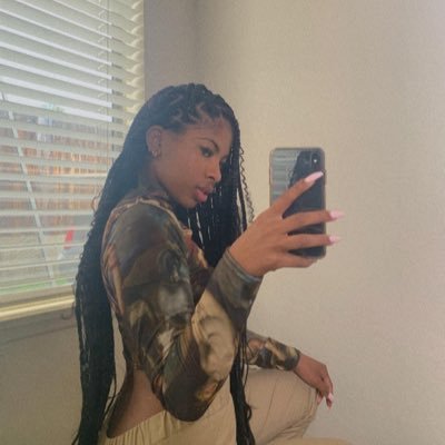 laceedollas's profile picture. die for me bitch i'm perfect