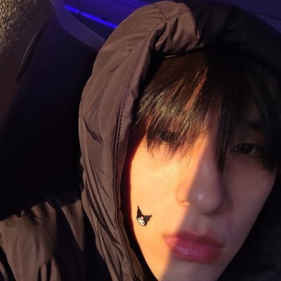 arisaranaravit's profile picture. Wayar | Naravit | Sky | Ph.D Student’25 | 24 yo