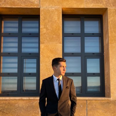 Y26470Y's profile picture. “Sökülsede dişlerin yine kurtsun sen, Altaylardan Tuna’ya yine yurtsun sen.”