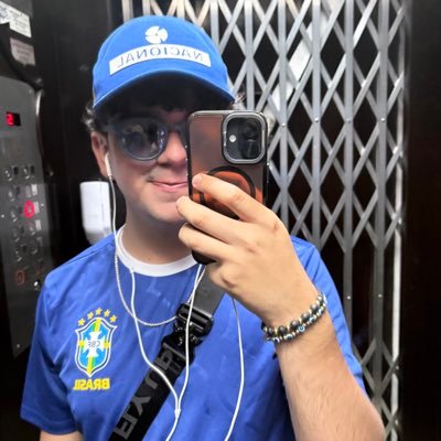 jfuc99's profile picture. Periodista de tenis blancos. Hincha de la democracia y el mourinhismo. Un Sísifo feliz