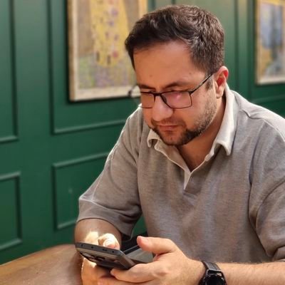 Msapal7's profile picture. ما یار ندیده تب معشوق کشیدیم...