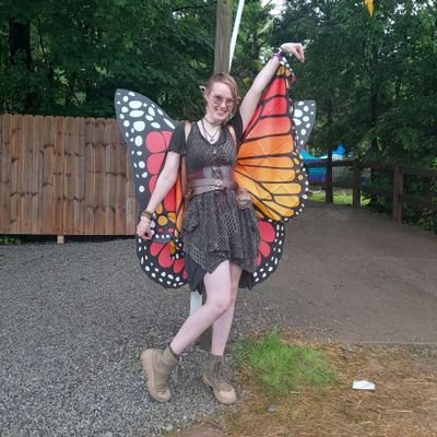 Catalystfae's profile picture. 28 (They/them) A
dyslexic reader, and professional audiobook listener. 📚🔮🧚🏻