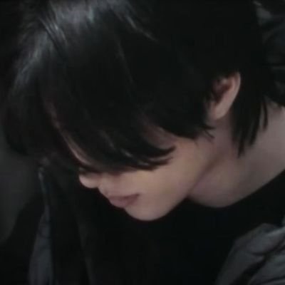 bamkkeut's profile picture. follow my editing acc - @fivetubas :)