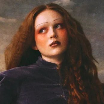 _hellshee_'s profile picture. 