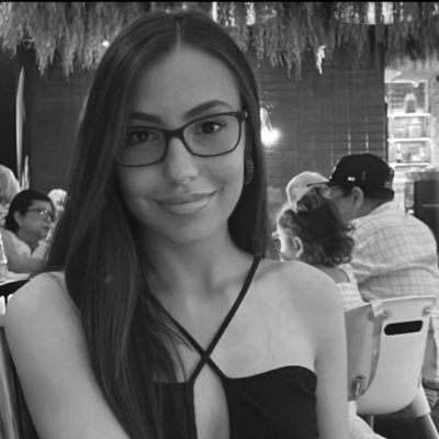 mery_janneef's profile picture. 22 años.                                    DIOSA SADICA ADICTA A HUMILLAR PERDEDORES ARRUINAROS PARA MI CERDOS https://t.co/9Gc4OjBfza