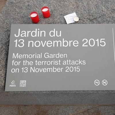 ArantesEzequiel's profile picture. #CHARLIE#PASBIBI. Antifasciste. Je suis LIBRE, Richard, donc pas #Charliste. 
On ne répond pas à la souffrance en envoyant les CRS, M. Darmanin 2024.