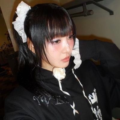 hanmontana99's profile picture. nerd, lésbica e mentalmente sequelada....