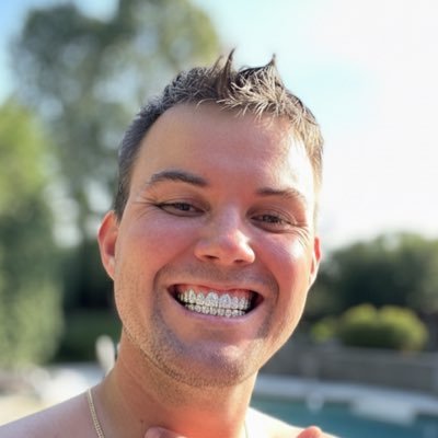 fkadosdos's profile picture. There are nowadays professors of philosophy but not philosophers