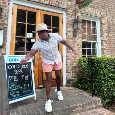 pirateradio2390's profile picture. 