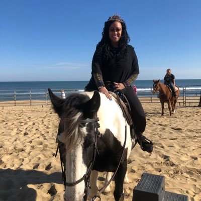 stylist_monique's profile picture. Licensed Professional, Mother, GlamMa, Activist, AUTHOR Of BOOKS 📚 TIFFANY’S QUOTES , n “ The False Police Report*