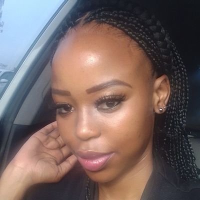 MissBeeMorule's profile picture. 📚💸💅🏽👄