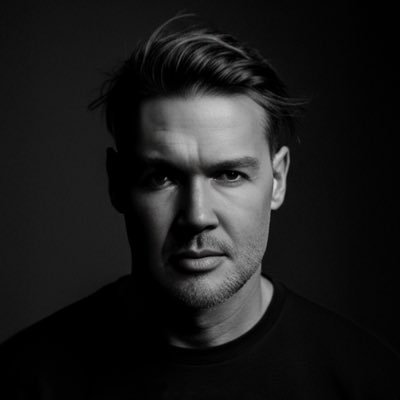 tigranhaas's profile picture. Professor at KTH Royal Inst of Tech; Lab Director; CEO Awards Donee; Covid19 Survivor; Ambient Music & Asia Alpha Fan; Dialectical Thinker; Author & Speaker;