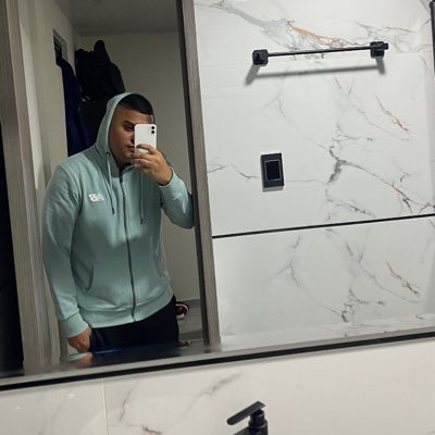 nadaqueponerr's profile picture. Dios tu delante que yo te sigo.