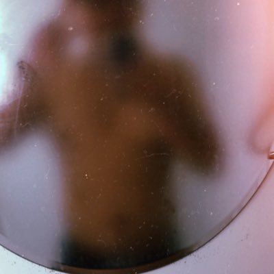 isakkVille's profile picture. 