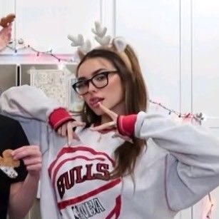 songformanda's profile picture. 