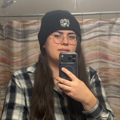 jen_tcg_ssb's profile picture. #1 pidgeot control fangirl ✨ full stack software engineer 👩‍💻 ptcg & ssb 🖤 26f, she/her, EN/KR 🇰🇷