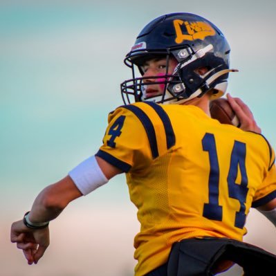 evanoneil22's profile picture. Quarterback @ South Lyon High School, MI•Class of 2028•6’4•180•3.7 GPA