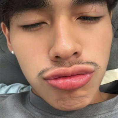 ughpinoy's profile picture. ⤵️ deserve mo magjakol today