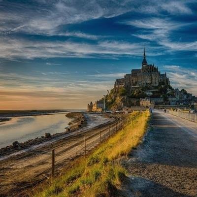 DineshK05198390's profile picture. Orchard apples crunch autumn.